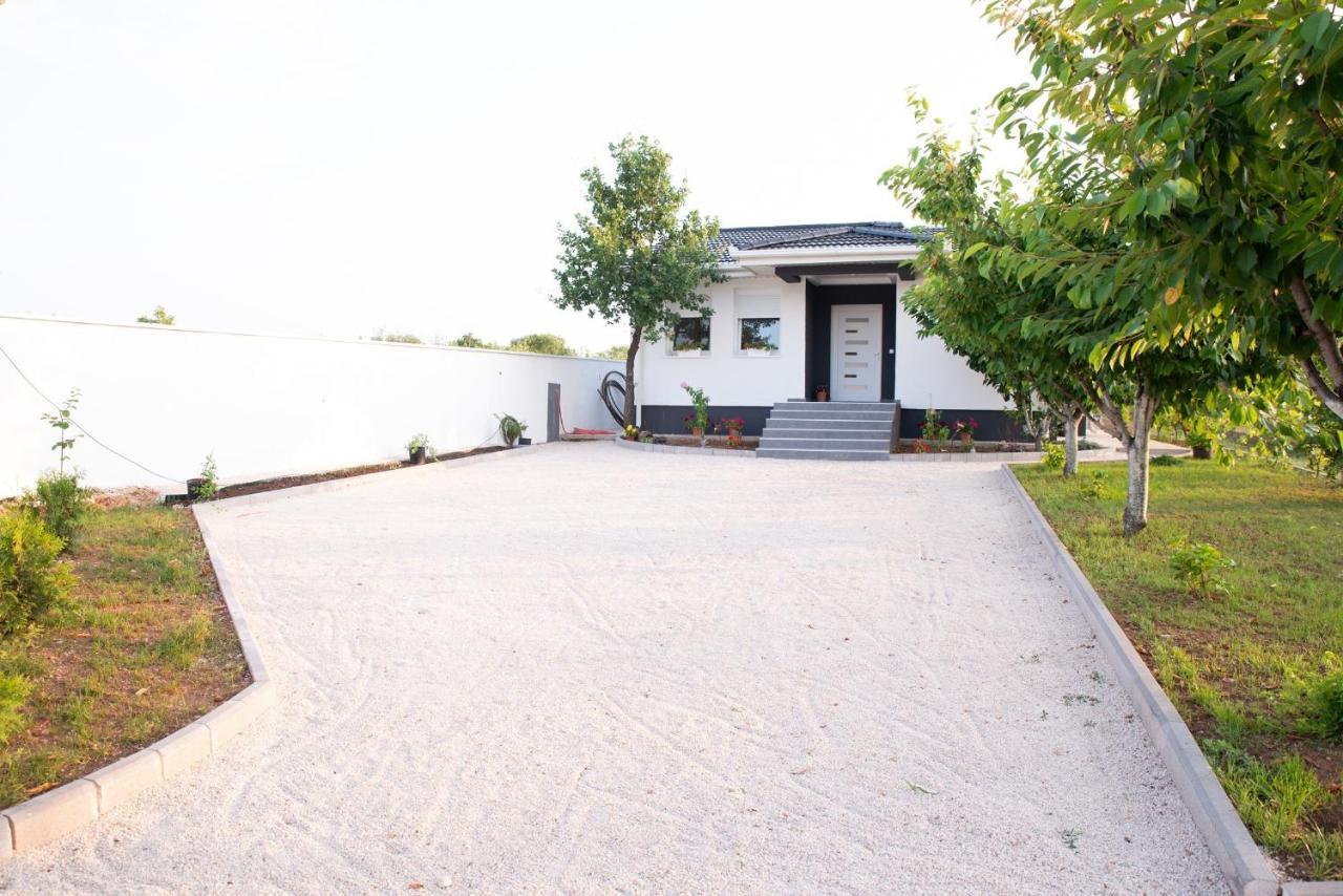 Villa Lotta & Nolla Mostar Exterior foto